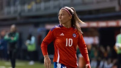 Reclamo de Yanara Aedo a la Conmebol por el Arbitraje en el Partido contra Argentina - Yanara Aedo critica la falta de VAR tras polémico partido