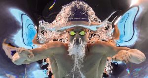 Récord Mundial de Léon Marchand en los 200 Metros Combinados - Léon Marchand rompe récord mundial en Singapur: nueva era en natación