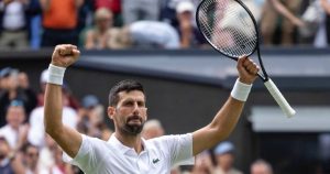 Remontada Djokovic Wimbledon Cuartos - Djokovic asombra con épica remontada en Wimbledon 2025.