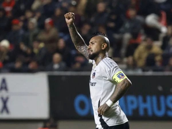 Arturo Vidal Podrá Jugar Frente a la Universidad Católica - ¡Arturo Vidal al Rescate en el Clásico del Siglo!