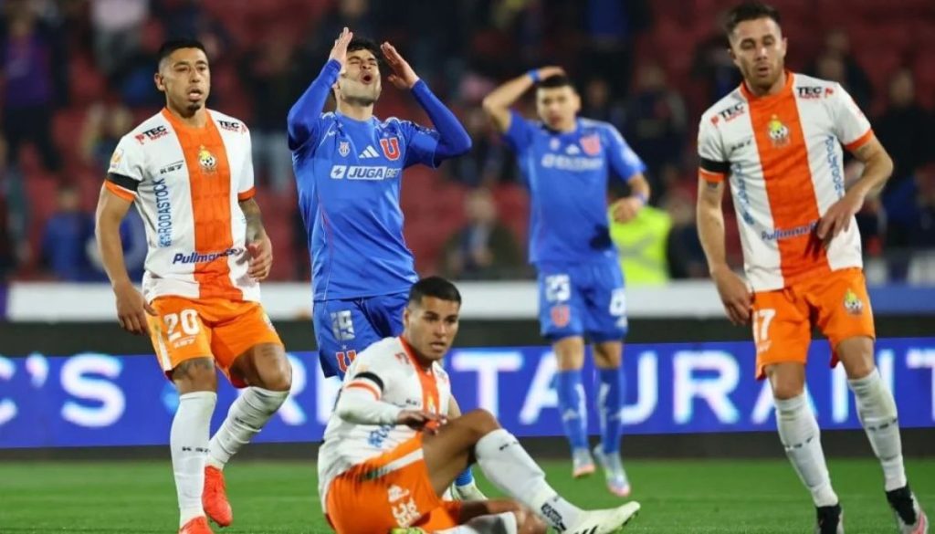 Cobresal Sorprende a la Universidad de Chile en el Campeonato Nacional - ¡Cobresal hace historia y hunde a la U en el Nacional!