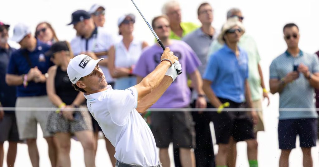 Estreno de Joaquín Niemann en el LIV Golf en Chicago - Niemann Lucha Contra el Viento en Chicago: Brilla el Mito