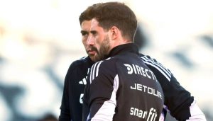 Fernando de Paul Como el Nuevo Arquero Titular de Colo Colo - Fernando de Paul asume la portería: la era post-Cortés en Colo Colo
