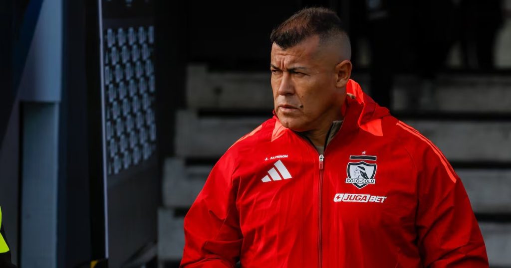 Finiquito de Jorge Almirón con Colo Colo y Búsqueda de un Nuevo Director Técnico - Colo Colo y el Fin de un Ciclo: Almirón Se Despide