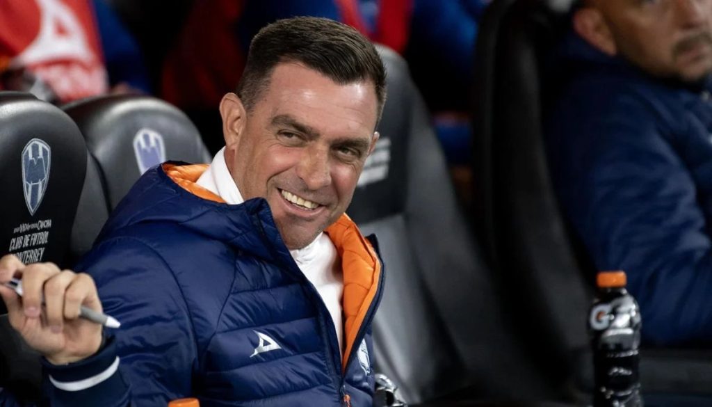 Renuncia de Pablo Guede Como Entrenador del Puebla - Guede se despide del Puebla tras una caída infartante