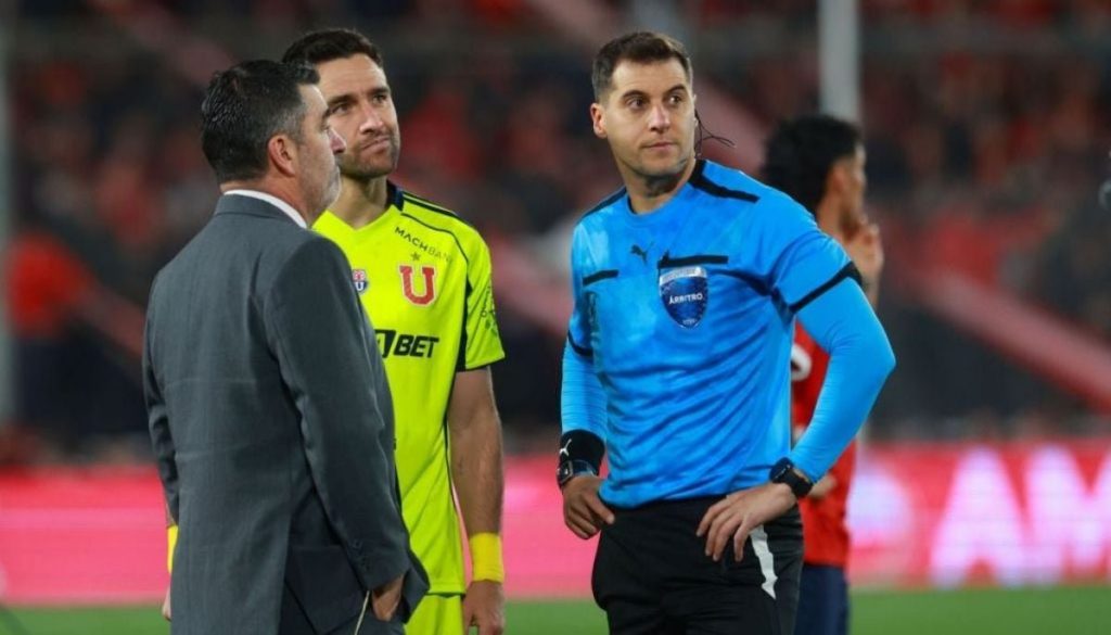 Árbitro Designado para el Partido entre la Universidad de Chile y Alianza Lima - Decisión Arbitral Clave en el Choque Alianza Lima vs. U. de Chile