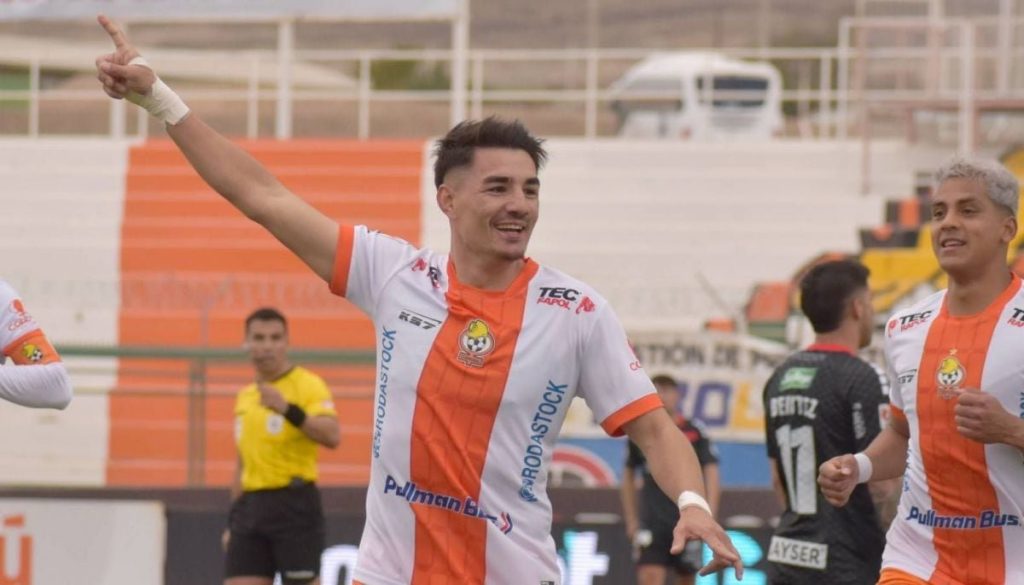 Cobresal Derrota a Palestino y Ayuda a la Universidad de Chile - ¡Noche Mágica en El Salvador: Cobresal Resurge con Victoria Épica!