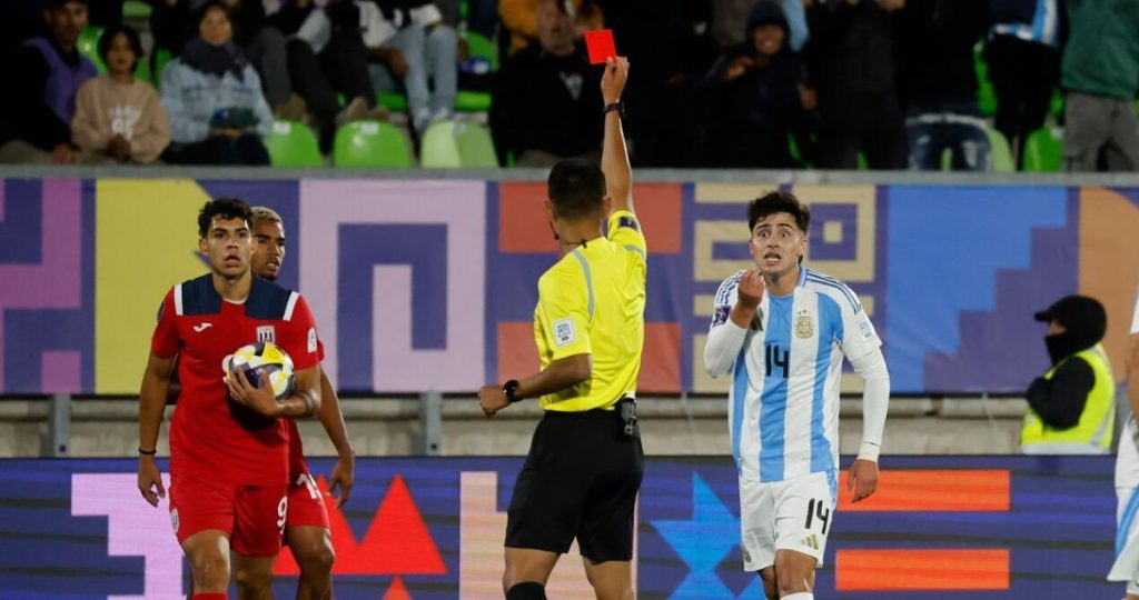 Expulsión de Santiago Fernández en el Mundial Sub-20 en Chile - Santiago Fernández, Primer Expulsado en el Mundial Sub 20