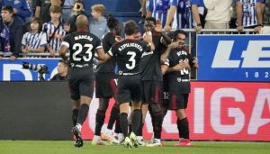 Formación del Sevilla contra el Villarreal en LaLiga - Sevilla se Prepara para Enfrentamiento Clave ante Villarreal