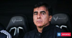 Llegada de Gustavo Quinteros Como Director Técnico a Independiente - Gustavo Quinteros: Un Paso Decisivo Hacia Independiente.