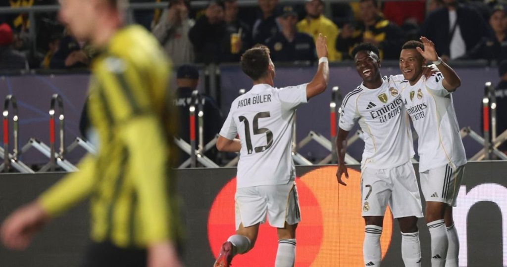 Mbappé Celebra Su Triunfo en la Champions, Pero Recuerda la Derrota ante el Atlético. - Mbappé Brilla en Champions, Pero No Olvida Su Derrota