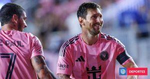 Renovación de Lionel Messi con el Inter Miami hasta 2026 - Lionel Messi renueva con Inter Miami y planea su futuro.