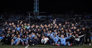 Uruguay de Marcelo Bielsa Se Enfrenta a la Roja en Chile - ¡Bielsa y Uruguay se juegan la vida ante una Roja herida!