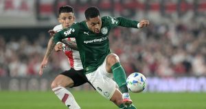 Victoria de Palmeiras sobre River Plate en la Copa Libertadores - Palmeiras se impone con autoridad ante River en la Libertadores