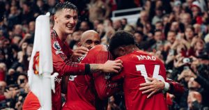 Victoria del Manchester United sobre el Chelsea en Old Trafford - Manchester United supera al Chelsea en un duelo lleno de drama