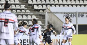 Colo Colo Clasifica a los Cuartos de Final de la Copa Libertadores Femenina - Colo Colo avanza a cuartos de final tras vencer a Sao Paulo en Libertadores