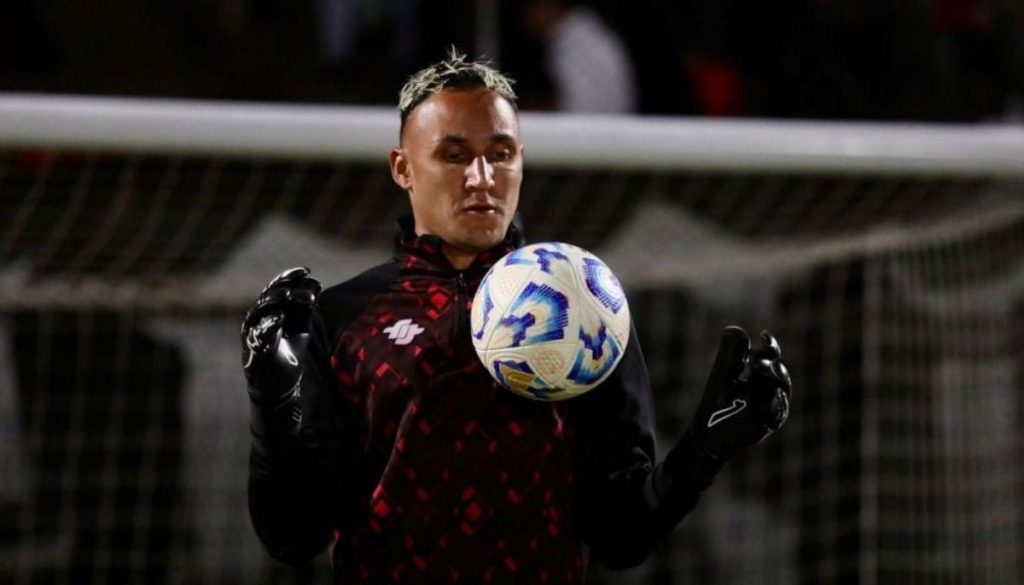 El Duro Presente de Keylor Navas en el Fútbol Internacional - Keylor Navas: De Estrella en Europa a Nuevos Desafíos en América