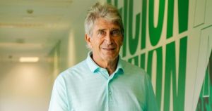 Elogios a Manuel Pellegrini Como el Entrenador del Betis - Manuel Pellegrini: Pilar del Éxito del Betis en Europa