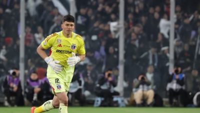 Errores de Eduardo Villanueva en la Derrota de Colo Colo ante Puerto Montt - Errores de Villanueva deciden el amistoso entre Colo Colo y Puerto Montt