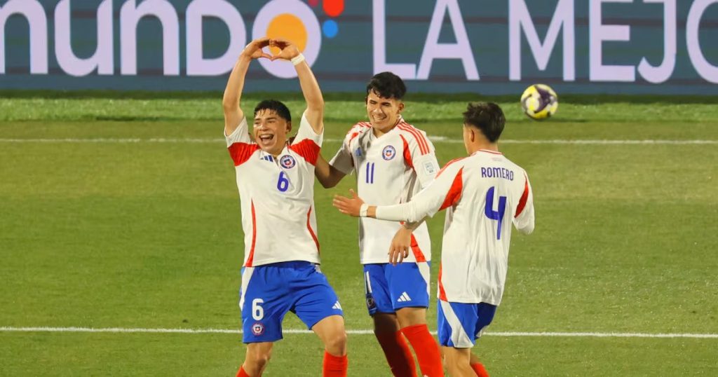 Golazo de Nicolás Cárcamo para Chile contra Egipto en el Mundial Sub 20 - Nicolás Cárcamo Ilumina a Chile con un Golazo en el Mundial Sub-20