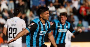 Huachipato Avanza a la Final de la Copa Chile tras Eliminar a Audax Italiano. - Huachipato conquista la épica y avanza a la final de Copa Chile